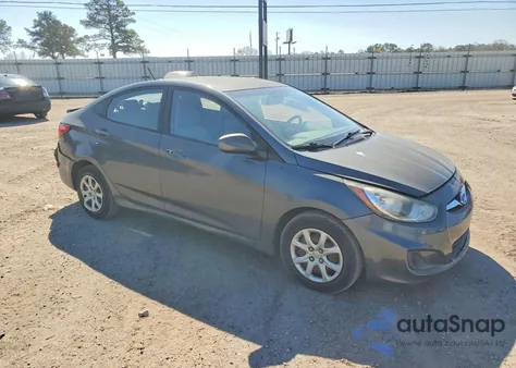 2013 Hyundai Accent Gls z USA, uszkodzony, nr VIN KMHCT4AE9DU290514
